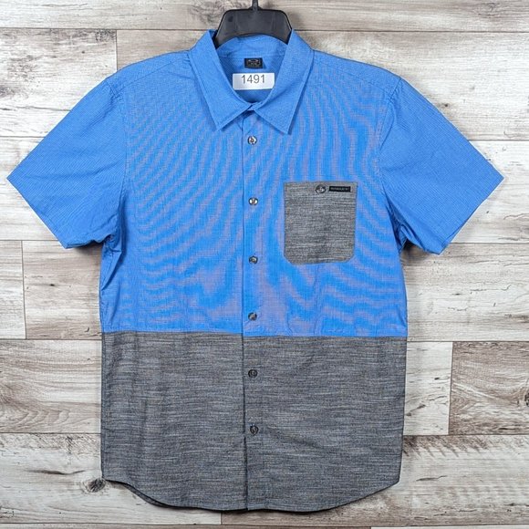 Oakley* Men's Short Sleeve Button Down‎ Curved Hem Chest Pocket Shirt~ Medium - Picture 1 of 11